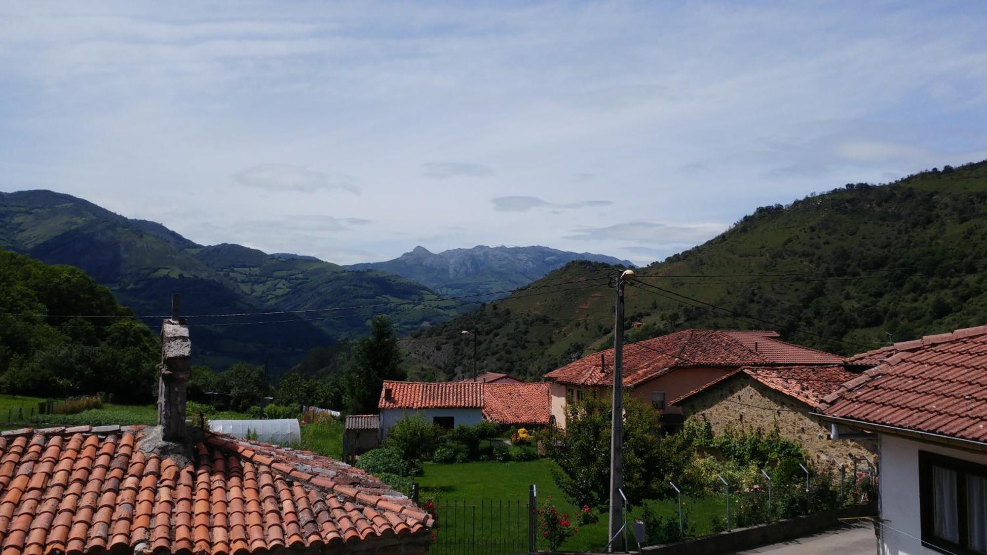 Holiday home La Casa'l Cantirin Pola de Lena